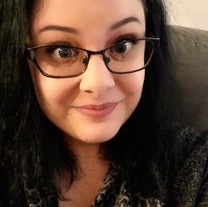 Meet your Posher, Jenifer